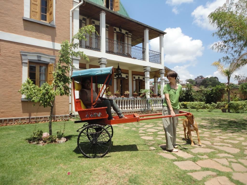 Meva Guesthouse Ανταναναρίβο Εξωτερικό φωτογραφία