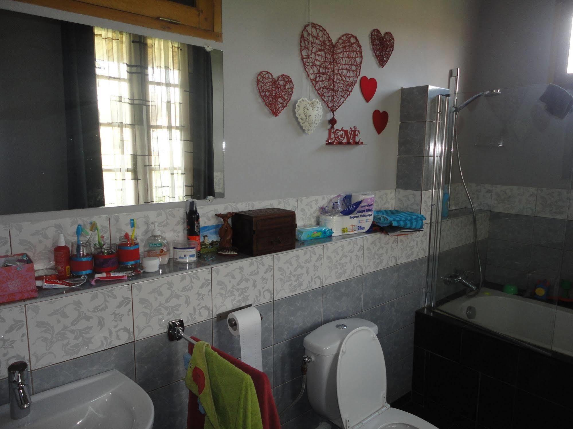 Meva Guesthouse Ανταναναρίβο Εξωτερικό φωτογραφία