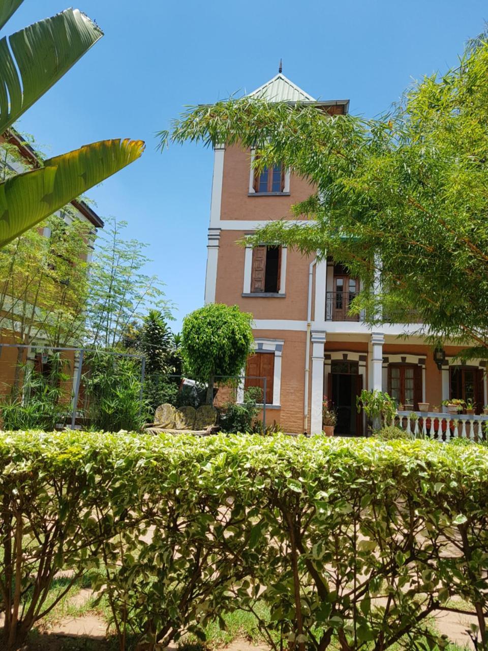 Meva Guesthouse Ανταναναρίβο Εξωτερικό φωτογραφία